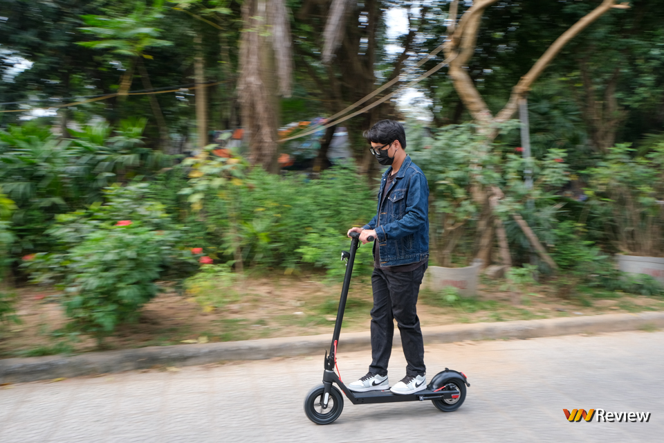 Đánh giá scooter điện Turboant M10: Cho mẹ đi chợ, cho bạn đi làm