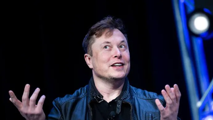 thumbnail - Elon Musk sắp tuyển người cấy chip vào não, bạn dám không?