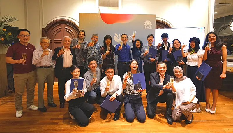 thumbnail - Sinh viên Việt Nam chiến thắng cuộc thi Hạt giống Tương lai của Huawei