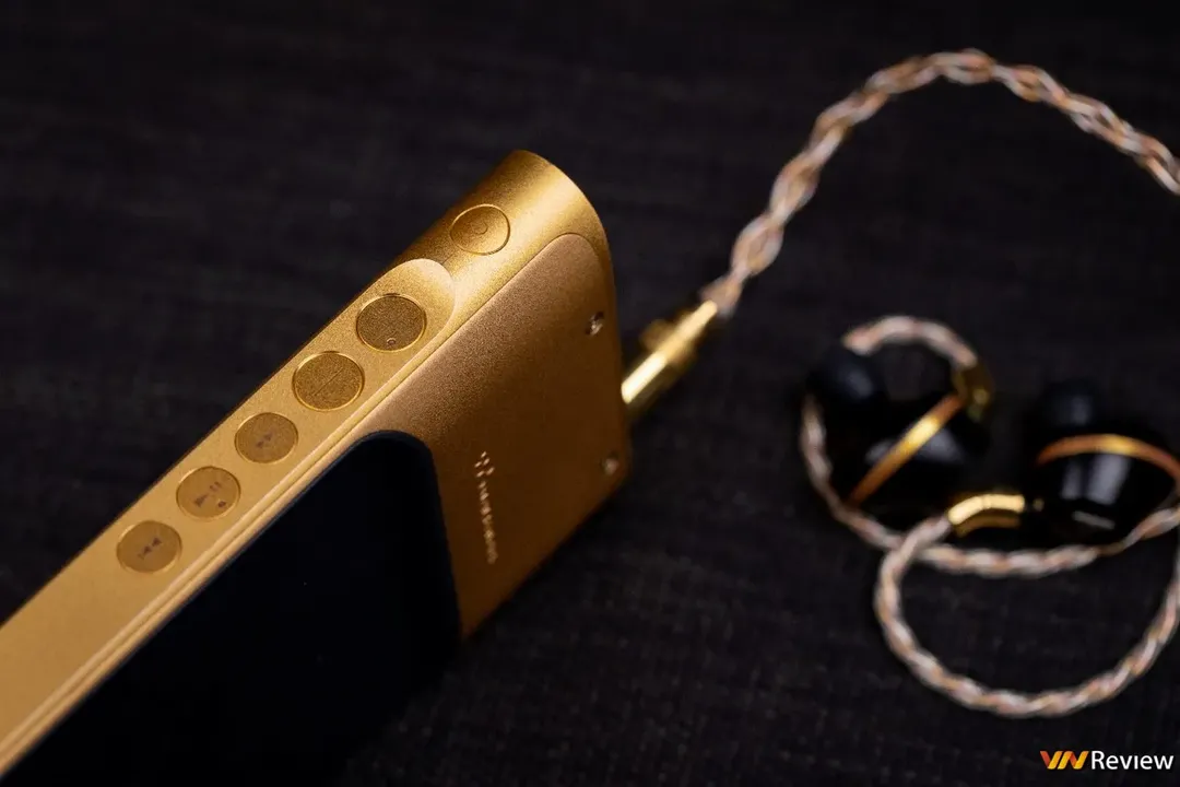 Trải nghiệm Sony NW-WM1ZM2: “Huyền thoại” máy nghe nhạc trở lại, lợi hại khôn lường