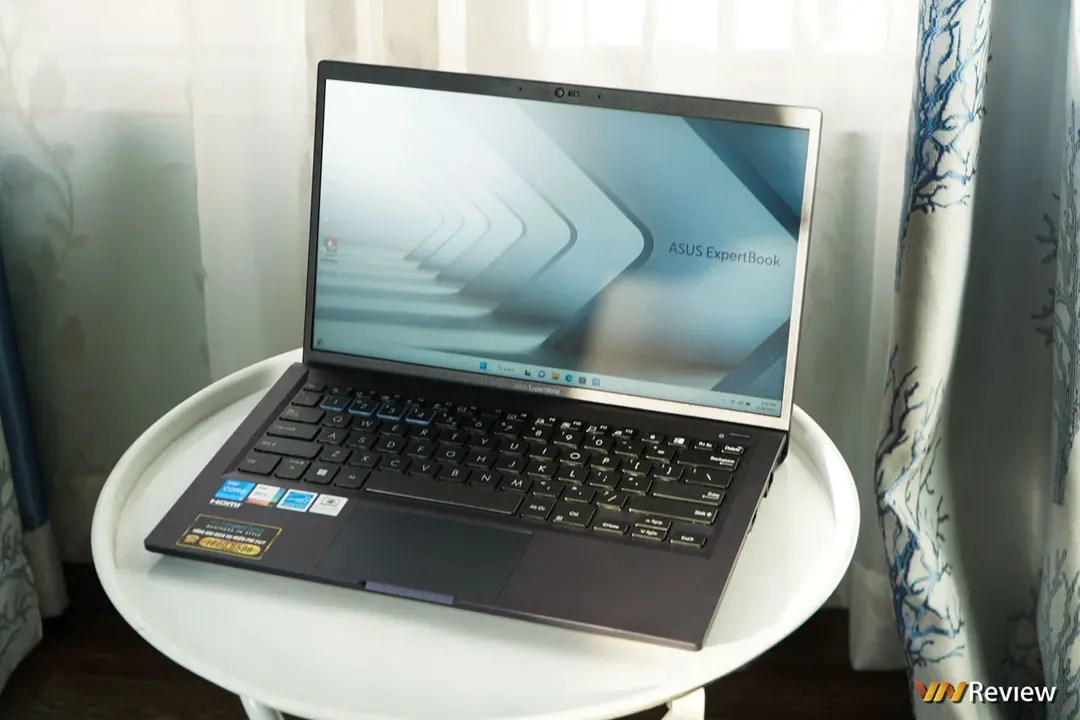 Đánh giá Asus ExpertBook B1 2022: laptop “chuẩn bài” cho doanh nghiệp vừa và nhỏ