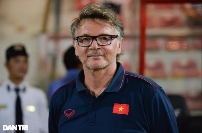 Thách thức nào đang chờ đợi tân HLV trưởng tuyển Việt Nam Philippe Troussier?