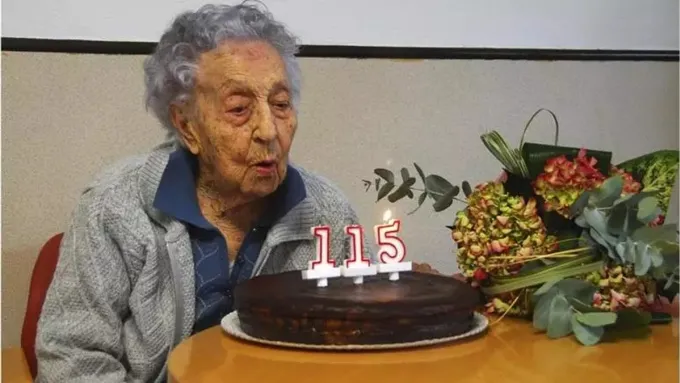 Vì sao có những người sống được tới hơn 100 tuổi?