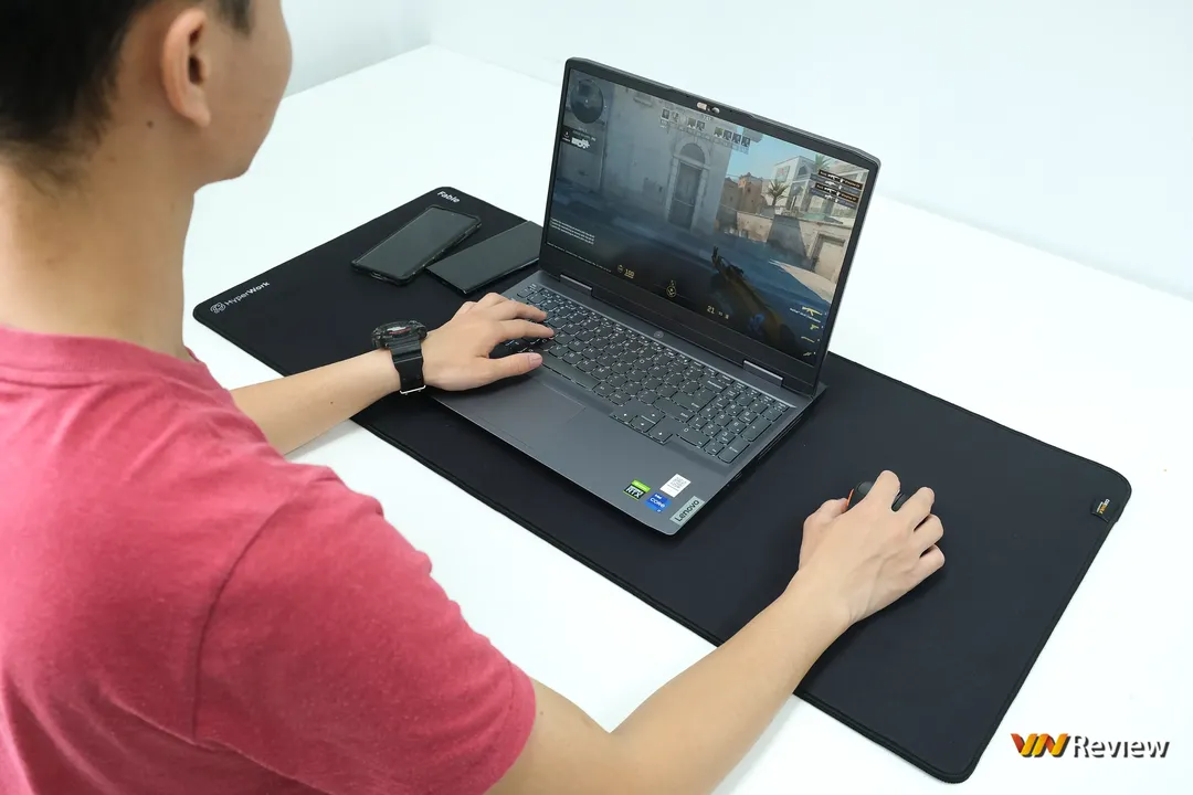 Trên tay Gaming Mouse Pad HyperWork FABLE: Từ đó, mình không phí tiền mua mouse pad giá rẻ trên Shopee nữa