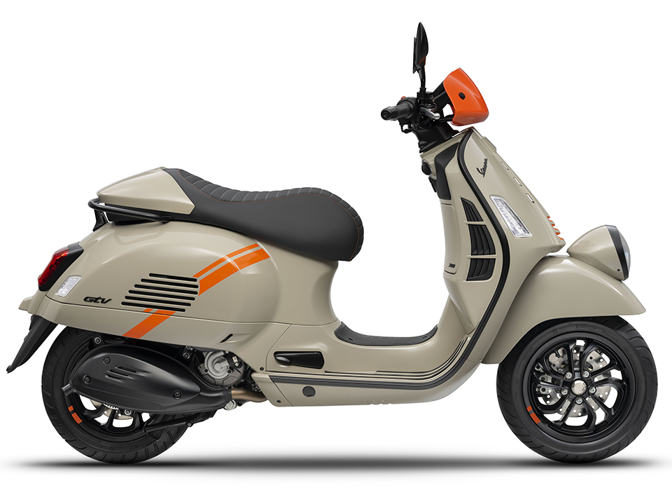 Piaggio tung ra Vespa GTV 2023 ở Việt Nam: diện mạo thể thao mới, giá 159 triệu đồng