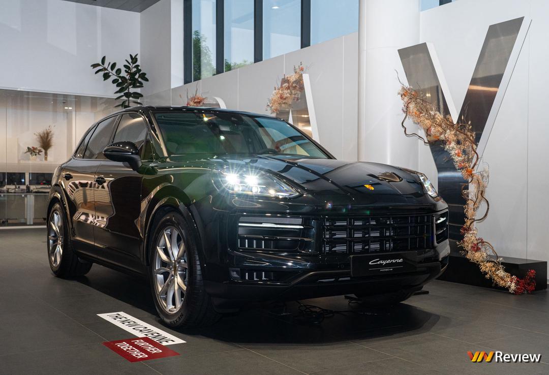 Porsche Cayenne 2024 chính thức ra mắt tại Việt Nam: Đẹp hơn, mạnh hơn và ấn tượng hơn