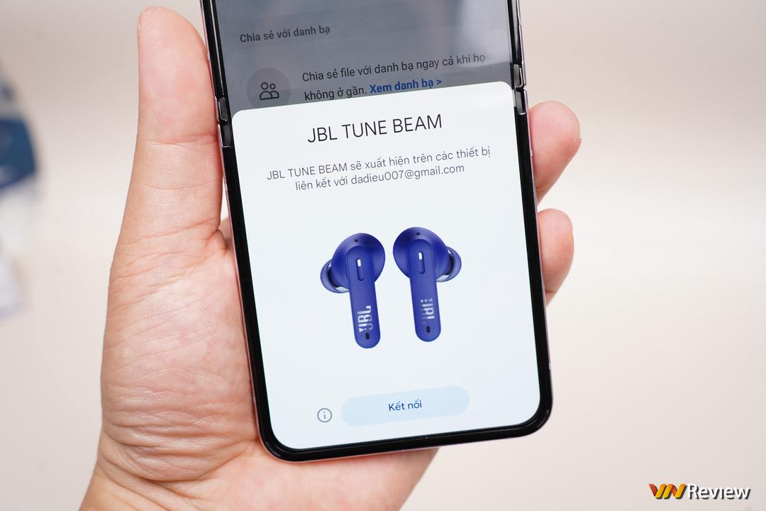 Đánh giá JBL Tune Beam: tai nghe TWS chống ồn giá mềm thửa riêng cho dân văn phòng hướng nội