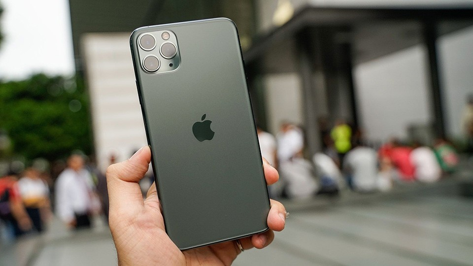 2024 rồi, iPhone 11 Pro Max giá trên 7 triệu có đáng mua?