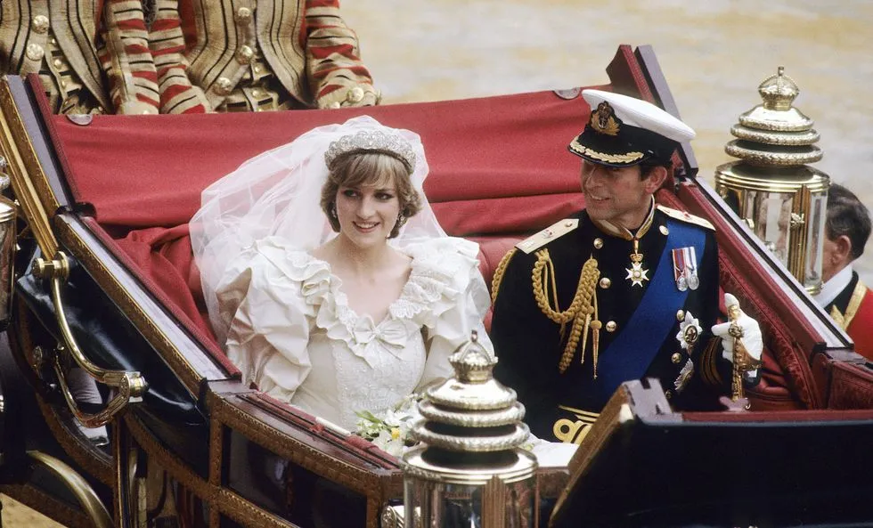 Hoàng hậu Camilla – một phụ nữ hết mình vì yêu hay một người đàn bà không chung thủy phát sợ?