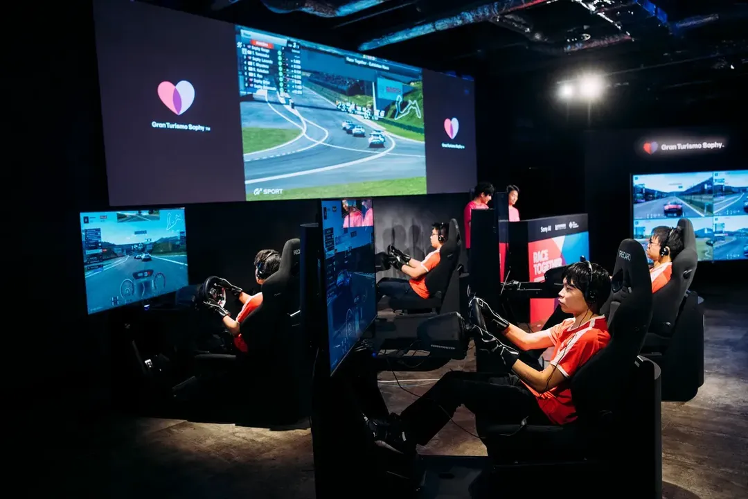 Sony phát triển AI chơi game đua xe, thắng luôn nhà vô địch thế giới