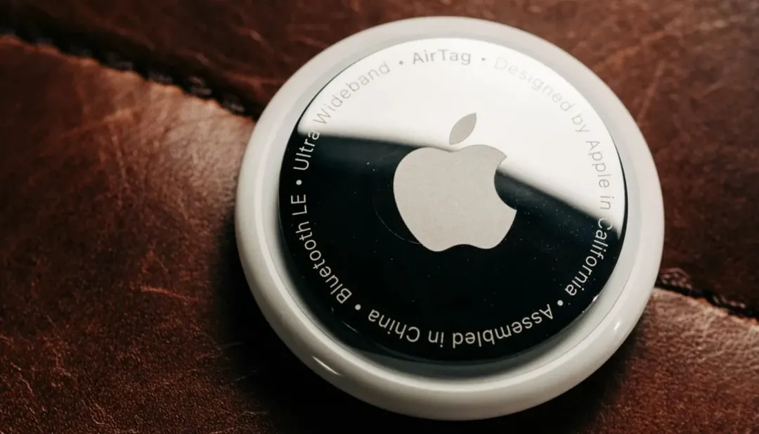 thumbnail - Một nhiếp ảnh gia tìm được đồ bị lấy trộm giá hơn 7.000 USD nhờ Apple AirTags