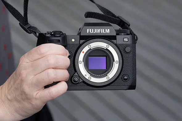 thumbnail - Có nên mua Fujifilm X-H2S? Đánh giá máy ảnh Fujifilm X-H2S