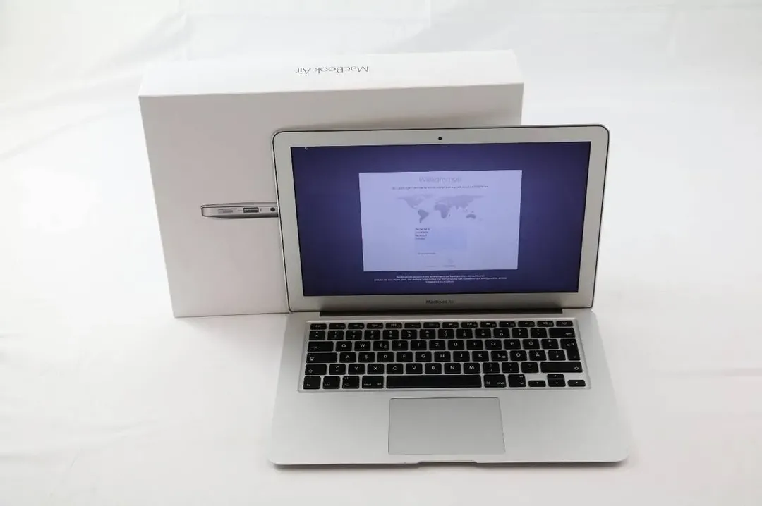 MacBook Air M2: Mọi thứ bạn cần biết