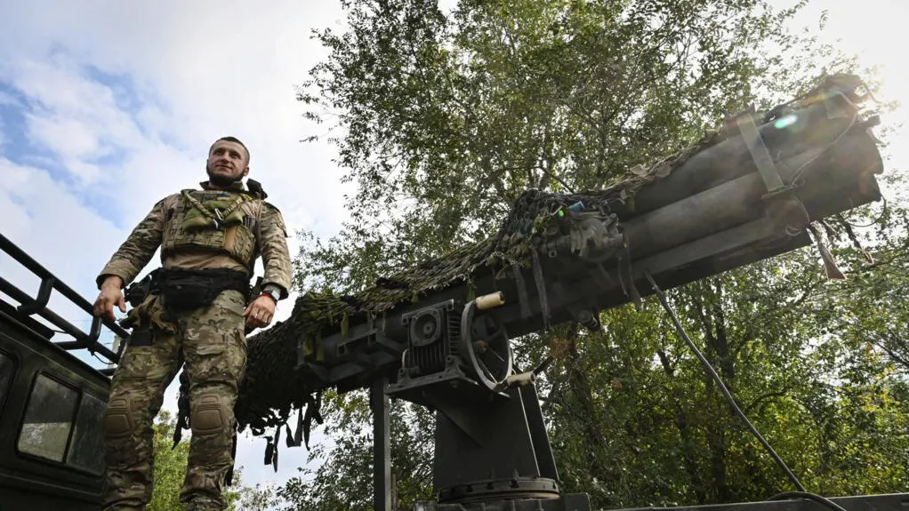 thumbnail - Vũ khí tự chế của người dân Ukraine giúp tăng khả năng sát thương cho quân đội