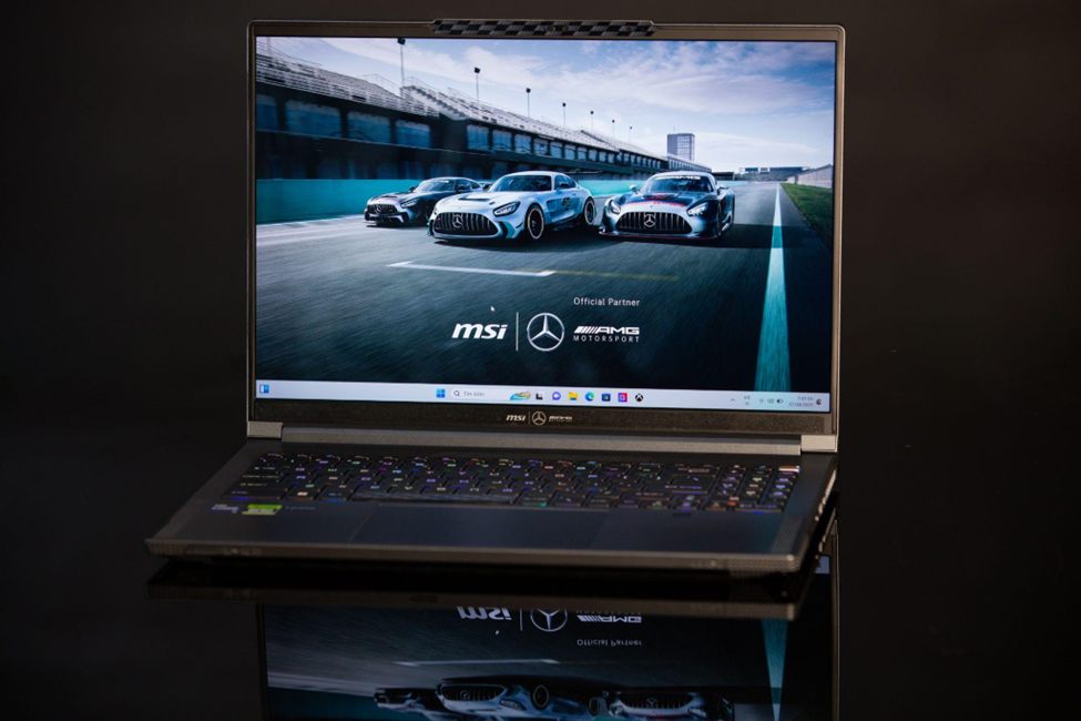 Trải nghiệm laptop MSI Stealth 16 Mercedes-AMG Motorsport: cú bắt tay thú vị giữa MSI và Mercedes