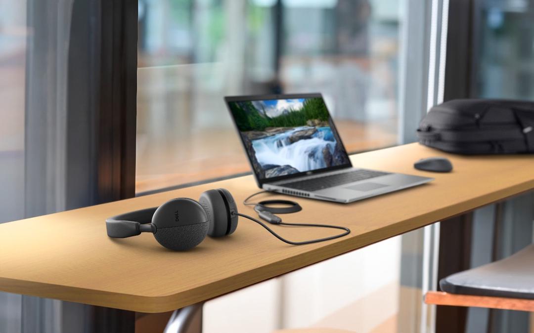 Dell ra mắt loạt tai nghe mới tích hợp AI, khử ồn cao cấp, tối ưu cho hội họp online
