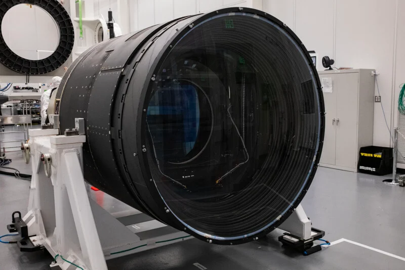 Giới khoa học chế tạo máy ảnh số khổng lồ 3 tấn, chụp ảnh 3200 megapixel để làm gì?