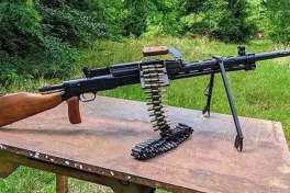 Súng máy Liên Xô sau sửa đổi "ma thuật" được tăng sức mạnh hỏa lực đáng kinh ngạc