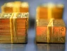 Giá vàng vượt mốc chưa từng có: Trung Quốc đang làm gì với USD?