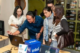 Intel trình diễn tại Việt Nam loạt tính năng thực tế của AI PC dành cho người dùng giúp tăng hiệu suất làm việc, khả năng sáng tạo