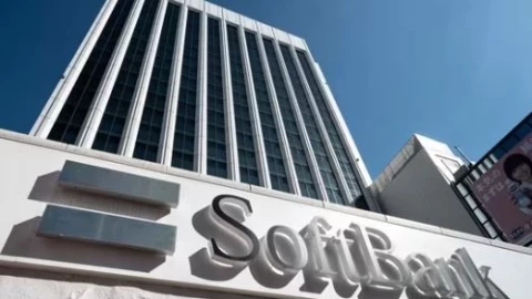 Bên trong cuộc tái cấu trúc lịch sử của SoftBank, gần 1/4 danh mục đầu tư biến mất tất cả vì một canh bạc AI?