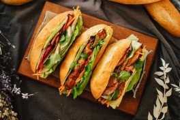 Sáng nay vừa ăn bánh mì phải không? Thông tin này sẽ khiến bạn phải chột dạ!