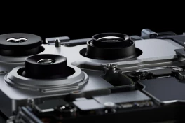 Tim Cook khẳng định thiếu công nghệ Nhật Bản thì không thể tạo ra camera iPhone