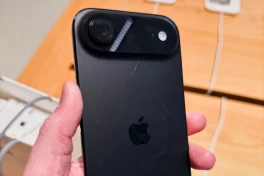 Đây là cách các cửa hàng Apple Store đang xử lý các vết xước trên iPhone 17
