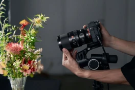 Sony ra mắt ống kính mới chuyên chụp marco