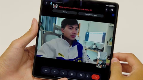 Việt Nam sắp xuất hiện smartphone gập đầu tiên có công nghệ Phát hiện giả mạo AI