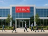 Doanh số bán hàng bùng nổ của Tesla không khỏa lấp được những dự báo kém lạc quan về xe điện