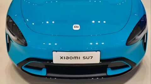 Xe Xiaomi SU7 tự nhiên chạy khi không người lái, gây lo ngại về an toàn