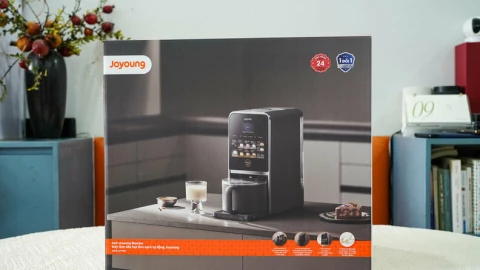 Trên tay Joyoung JSCB-K7 Pro: Máy nấu sữa hạt có cả trợ lý giọng nói, biết làm sạch tự động, làm được cả tàu hũ