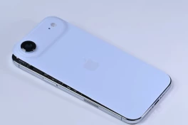 "Pháp sư Trung Hoa" thành công phù phép bộ nhớ trong iPhone Air lên tận gấp đôi, không tốn cho Apple một xu nào