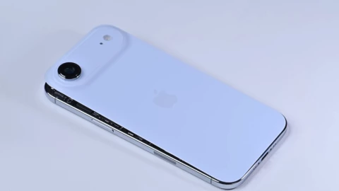 "Pháp sư Trung Hoa" thành công phù phép bộ nhớ trong iPhone Air lên tận gấp đôi, không tốn cho Apple một xu nào