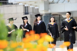 Giáo dục khai phóng là gì?