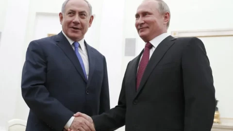 Vào thời điểm quan trọng, Putin đã nói chuyện với Netanyahu