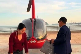 Tự lái máy bay về quê để tránh tắc đường dịp lễ: chuyện thật như đùa tại nước láng giềng Việt Nam