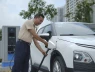 Grab bắt đầu thử nghiệm dịch vụ GrabCar Xe Điện ở Hà Nội