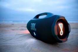 JBL Boombox 4 ra mắt tại Việt Nam: Nhẹ hơn, mạnh hơn với AI Sound Boost, pin có thể thay thế dễ dàng