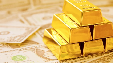 Giá vàng giao ngay lập kỷ lục mới, còn tăng nữa không?