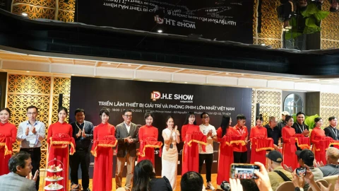 Khai mạc P.H.E Show 2025: Triển lãm thiết bị giải trí và phòng phim lớn nhất Việt Nam