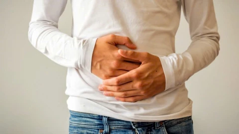 Vì sao bỏ ăn sáng lại gây tăng cân?