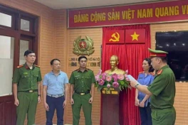 Hình ảnh Shark Bình tại cơ quan công an mới nhất