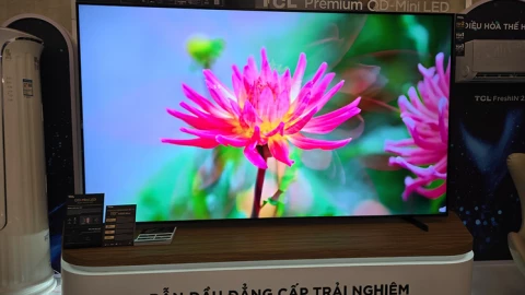 4 TV khổng lồ và đắt đỏ nhất ở Việt Nam hiện nay