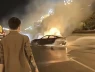 Video xe điện Xiaomi SU7 cháy ngùn ngụt sau khi đâm vào dải phân cách, điểm chí mạng lộ rõ?