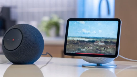 Apple sẽ sản xuất robot để bàn, camera giám sát và màn hình smarthome tại Việt Nam