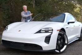 Xe điện này của Porsche: Giá rẻ, công nghệ cao, liệu có nên mua?