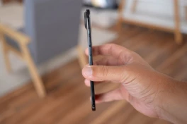 Apple cắt giảm sản lượng iPhone Air do doanh số bán hàng kém khả quan
