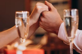 Anh chị em FA sắp "thoát ế" nhờ AI